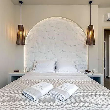 Porto Dema Luxury فندق *
