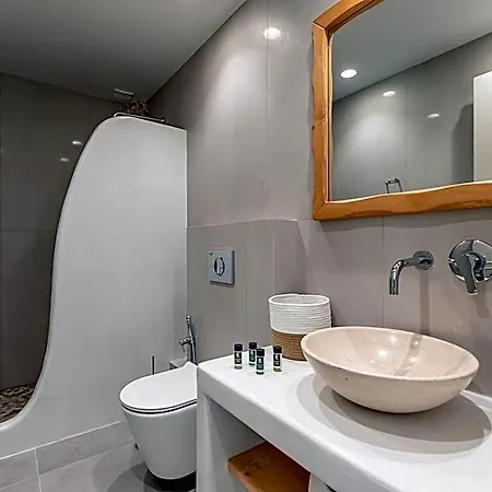 Porto Dema Luxury فندق